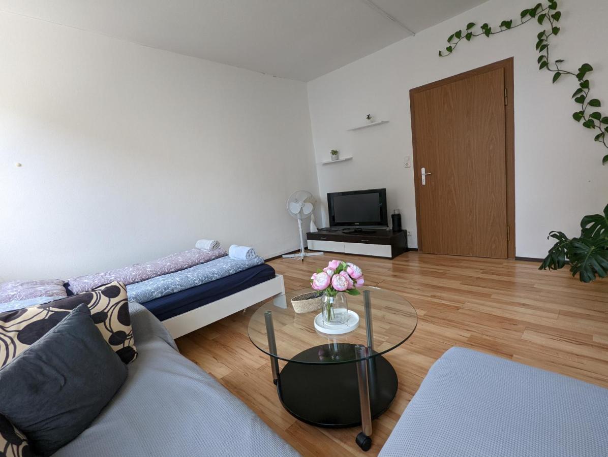 Cozy Room In A Sharing Apartment Wg In The Black Forest 빌린겐슈베닝겐 외부 사진